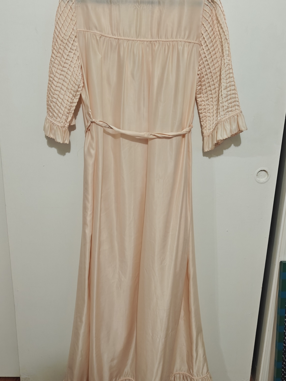 Givenchy Peach Ruffle Trim Long Wrap Robe - Picture 4 of 7